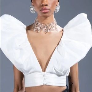 PUFF SHOULDER CROPPED BLOUSE